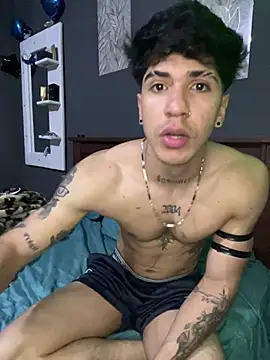 wil hot online show from 07-13-26, 01:47