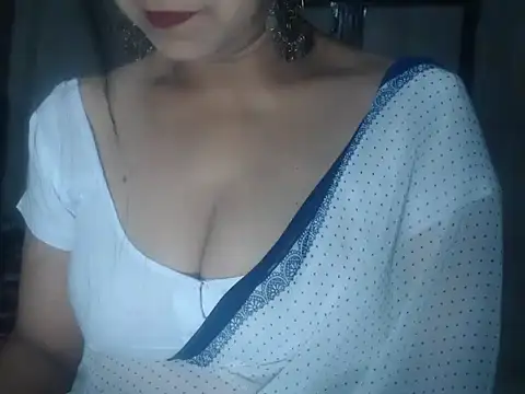 Snapshot of Hotronita123 chatting on 01-12-26, 04:01 Hotronita123 online show from 01-12-26, 04:01