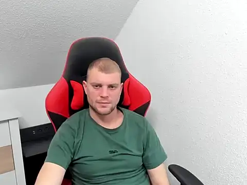 Snapshot of ladny92 chatting on 02-15-26, 05:31 ladny92 online show from 02-15-26, 05:31