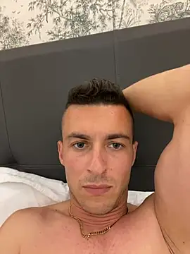 Snapshot of 3turkish6model9 chatting on 05-02-26, 04:23 3turkish6model9 online show from 05-02-26, 04:23
