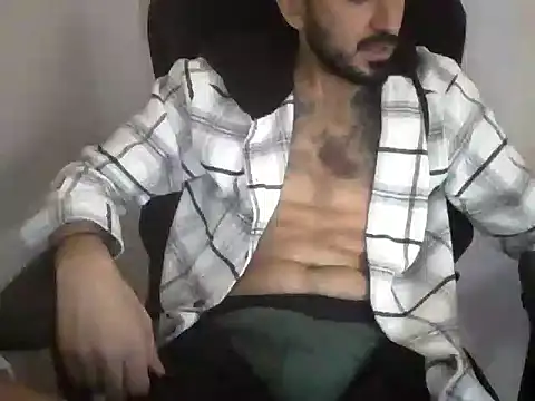 Snapshot of dark_blue90 chatting on 11-29-25, 12:30 dark blue90 online show from 11-29-25, 12:30