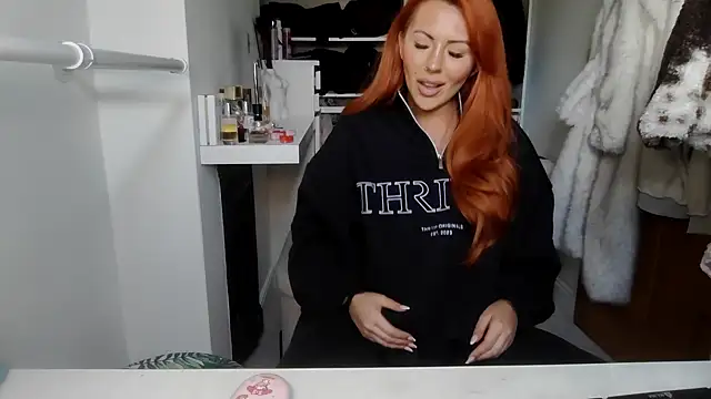 Emberreignedit online show from 02-16-26, 03:30