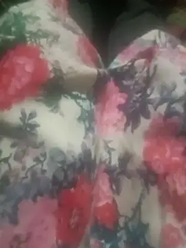 Snapshot of qeen3321 chatting on 11-29-25, 05:49 qeen3321 online show from 11-29-25, 05:49