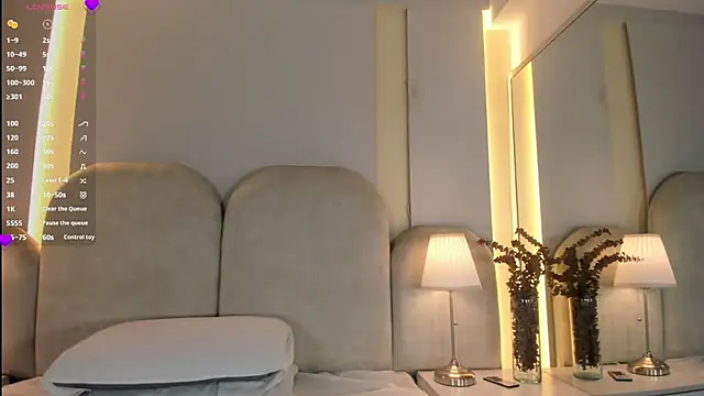Snapshot of Alicia_Monroe_ chatting on 06-27-26, 11:59 Alicia Monroe online show from 06-27-26, 11:59