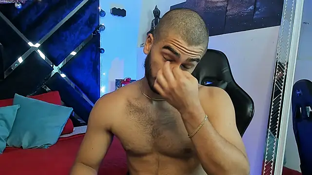 Franco banderas online show from 12-15-25, 12:53