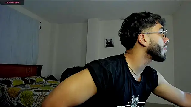 Snapshot of Franco_banderas chatting on 06-12-26, 01:59 Franco banderas online show from 06-12-26, 01:59