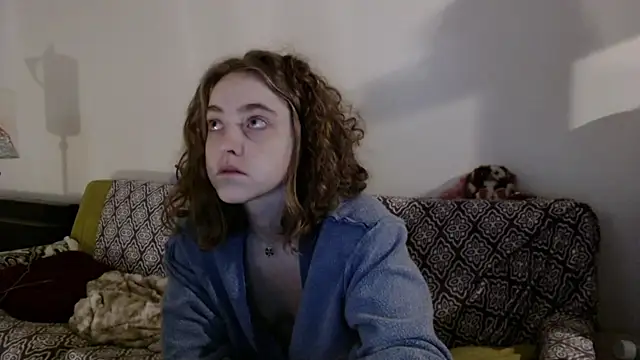 DeliaBlew online show from 12-01-25, 01:49