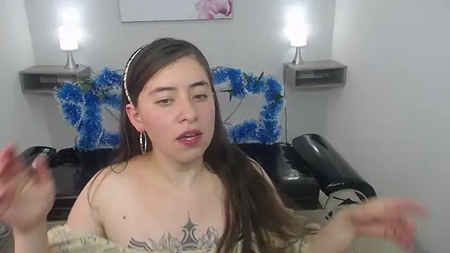 Keila x  online show from 01-05-26, 09:18