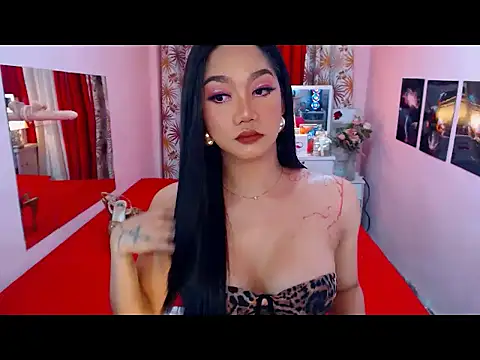 UrScreenGoddess online show from 06-05-26, 12:17
