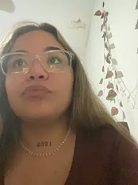 Lindalatina2001 online show from 03-28-26, 01:49