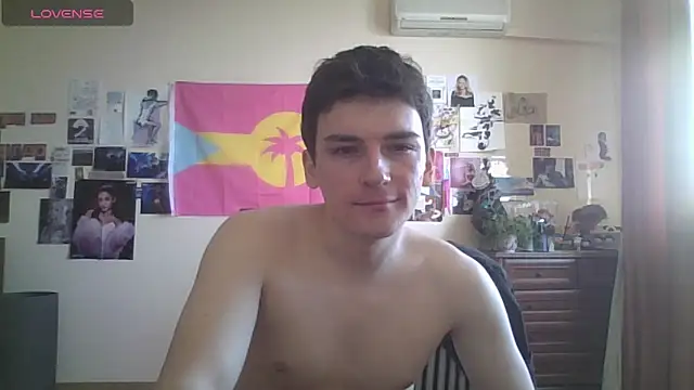 Snapshot of leo_cutie chatting on 03-08-26, 07:56 leo cutie online show from 03-08-26, 07:56