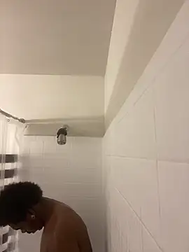 Snapshot of JaHavin- chatting on 04-14-26, 04:02 JaHavin- online show from 04-14-26, 04:02