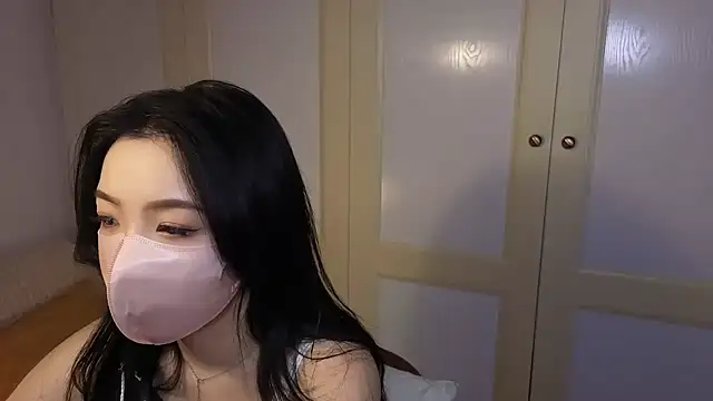 nayomi 34f online show from 12-16-25, 11:04