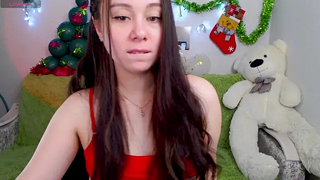 Snapshot of AlinaEleven chatting on 01-05-26, 10:57 AlinaEleven online show from 01-05-26, 10:57