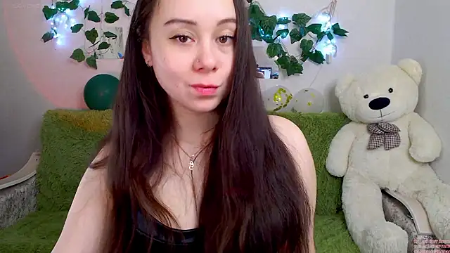 Snapshot of AlinaEleven chatting on 02-11-26, 11:32 AlinaEleven online show from 02-11-26, 11:32