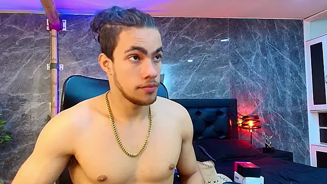 PatrickS25 online show from 12-05-25, 04:10