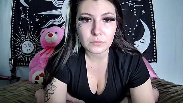 Maexoxo online show from 02-19-26, 05:03