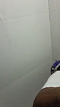 Snapshot of Cbelite1 chatting on 02-23-26, 10:34 Cbelite1 online show from 02-23-26, 10:34