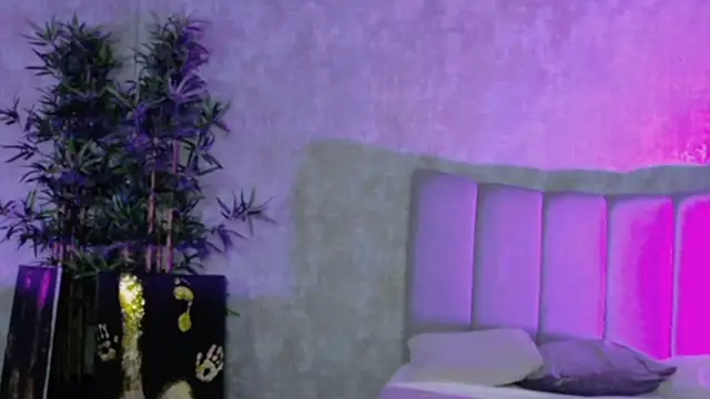 Snapshot of LucyRayy chatting on 02-20-26, 07:58 LucyRayy online show from 02-20-26, 07:58