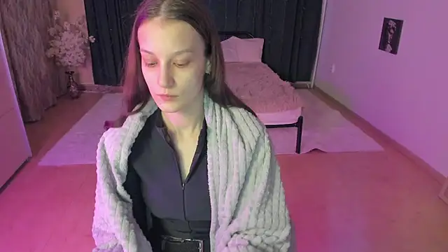 Snapshot of KrisDoeil chatting on 02-16-26, 01:35 KrisDoeil online show from 02-16-26, 01:35