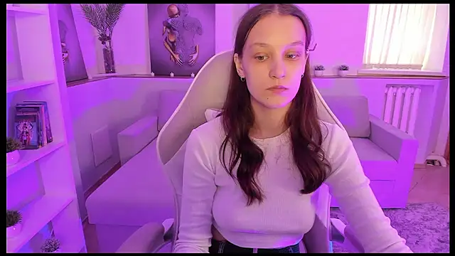 Snapshot of KrisDoeil chatting on 03-23-26, 02:15 KrisDoeil online show from 03-23-26, 02:15