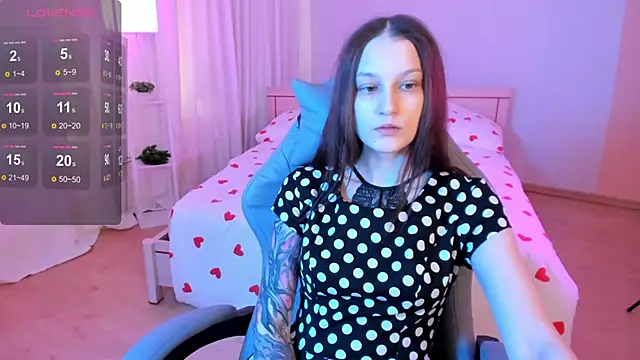 Snapshot of KrisDoeil chatting on 04-05-26, 02:20 KrisDoeil online show from 04-05-26, 02:20