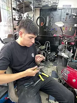 Johan stick online show from 12-18-25, 05:30