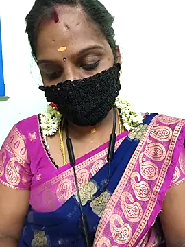 Snapshot of Tamil_Pallavi chatting on 04-19-26, 05:23 Tamil Pallavi online show from 04-19-26, 05:23