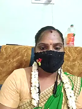 Snapshot of Tamil_Pallavi chatting on 05-31-26, 06:04 Tamil Pallavi online show from 05-31-26, 06:04