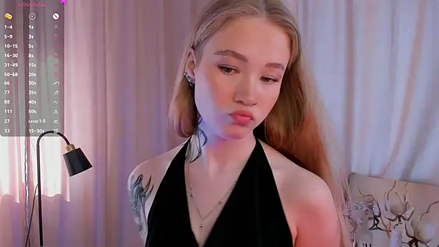 Snapshot of MaireLanda chatting on 07-09-26, 04:27 MaireLanda online show from 07-09-26, 04:27