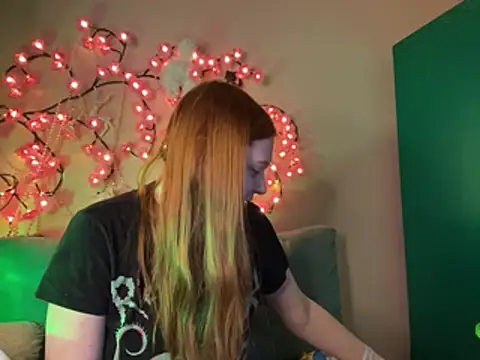 Ungoliant Kiss online show from 04-19-26, 06:10