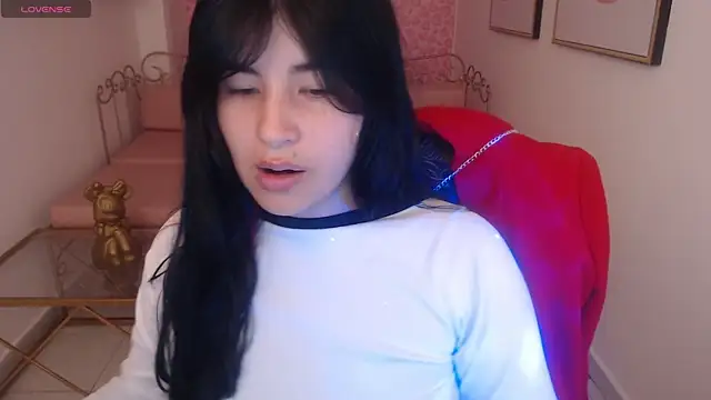 Nina harpper  online show from 02-13-26, 12:34