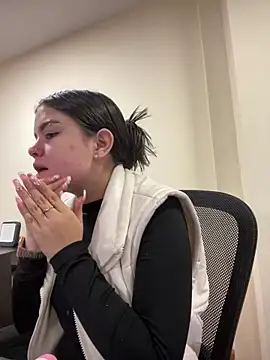 Camila Duarte2 online show from 04-01-26, 01:41