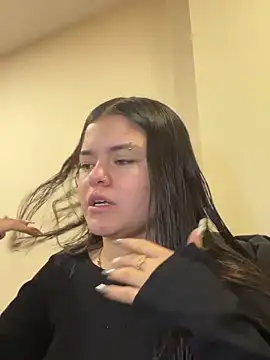 Camila Duarte2 online show from 04-13-26, 01:27