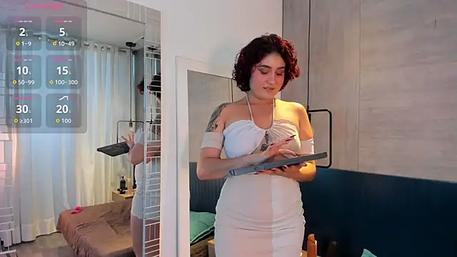 MissSavage  online show from 12-18-25, 07:53