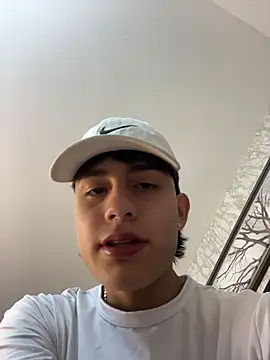 Lander Cruz online show from 12-19-25, 05:42