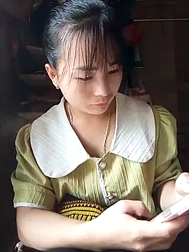 Snapshot of Maiphu34 chatting on 05-07-26, 02:39 Maiphu34 online show from 05-07-26, 02:39