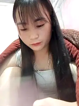 Snapshot of Maiphu34 chatting on 05-07-26, 02:44 Maiphu34 online show from 05-07-26, 02:44