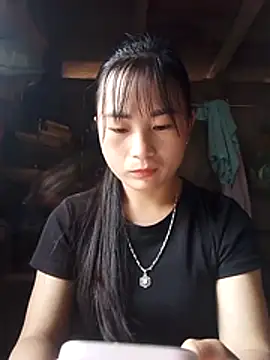 Snapshot of Maiphu34 chatting on 05-15-26, 12:28 Maiphu34 online show from 05-15-26, 12:28