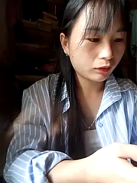 Snapshot of Maiphu34 chatting on 05-16-26, 02:30 Maiphu34 online show from 05-16-26, 02:30