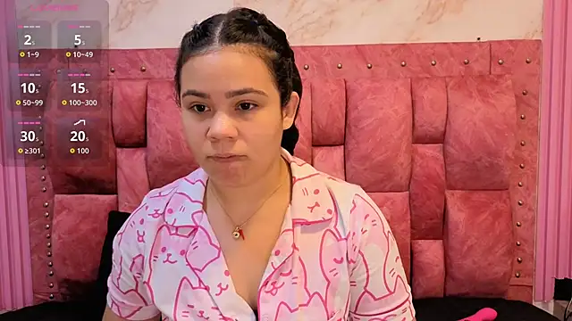 Snapshot of ValeryMorales chatting on 02-21-26, 07:37 ValeryMorales online show from 02-21-26, 07:37