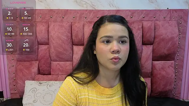 Snapshot of ValeryMorales chatting on 03-01-26, 09:50 ValeryMorales online show from 03-01-26, 09:50