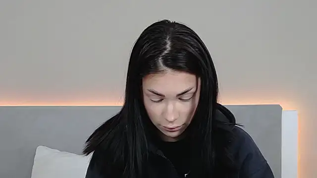 RachaelMils online show from 03-07-26, 03:58