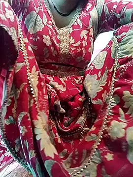Karisma ji online show from 05-23-26, 05:56