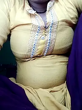 Karisma ji online show from 05-25-26, 07:14