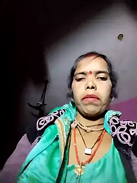 Snapshot of Chetna_sharma chatting on 02-06-26, 03:26 Chetna sharma online show from 02-06-26, 03:26