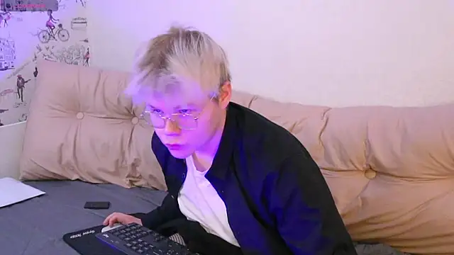 Brian Mils online show from 12-14-25, 12:21