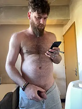 Snapshot of Bigdaad92 chatting on 03-29-26, 08:36 Bigdaad92 online show from 03-29-26, 08:36