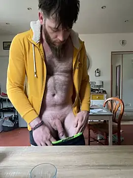 Snapshot of Bigdaad92 chatting on 04-13-26, 06:52 Bigdaad92 online show from 04-13-26, 06:52