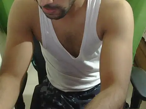 Snapshot of Michal_Fransis chatting on 05-13-26, 01:19 Michal Fransis online show from 05-13-26, 01:19